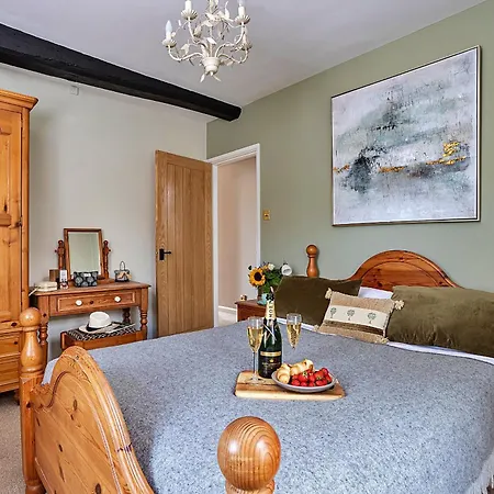 Finest Retreats - Otters Holt *