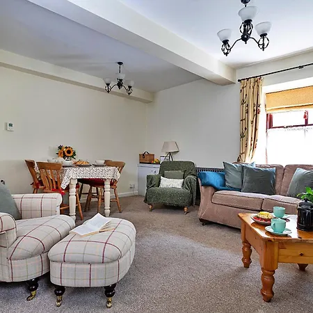 Finest Retreats - Otters Holt Ambleside